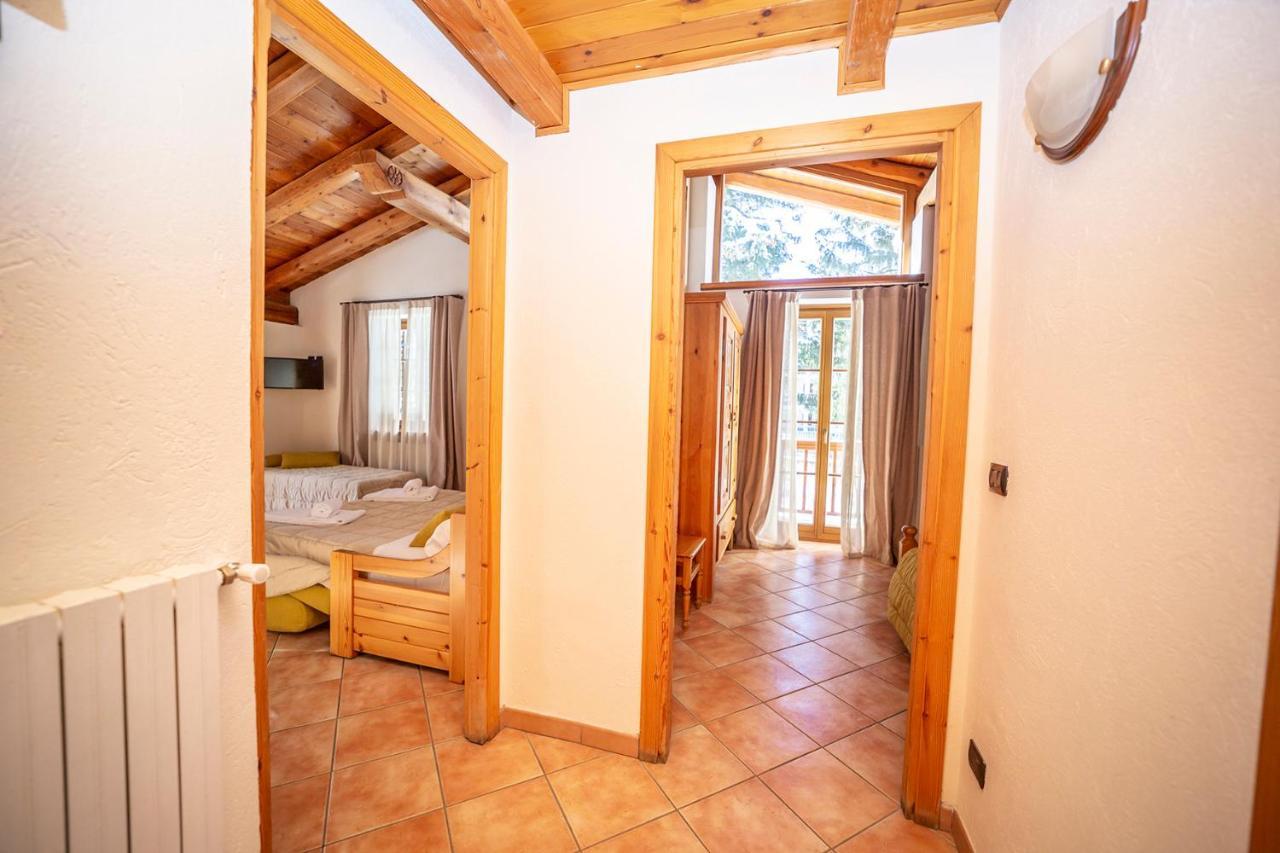 Residence Cascina Genzianella Оулькс Екстер'єр фото