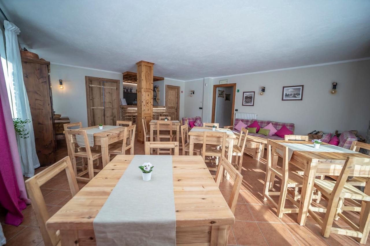Residence Cascina Genzianella Оулькс Екстер'єр фото